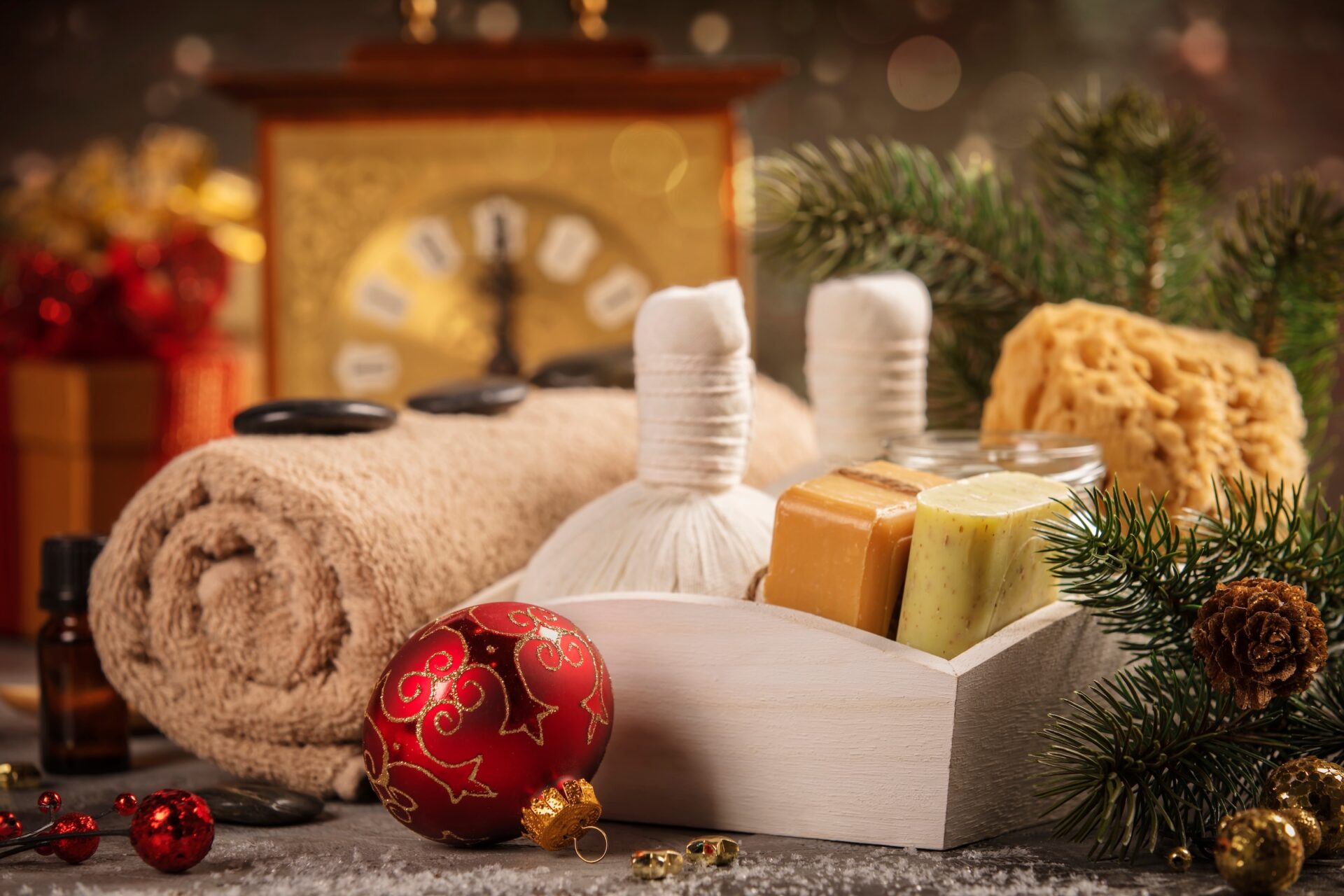 Spa,Composition,With,Christmas,Decoration ,Holiday,Spa,Treatment