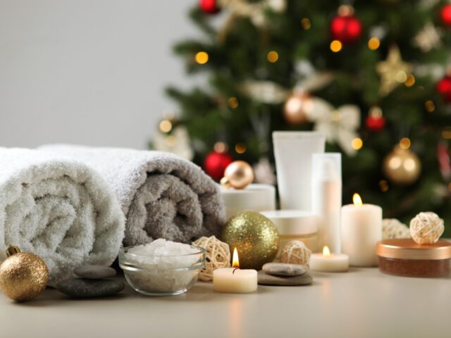 Spa,Composition,On,The,Table,And,Christmas,Accessories ,Relaxation,Care