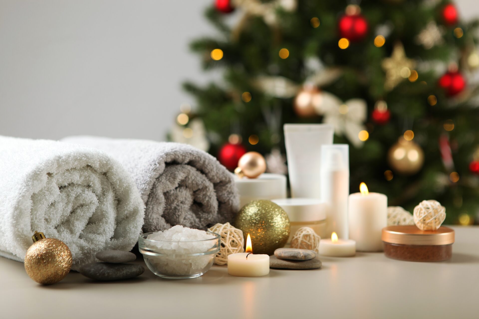 Spa,Composition,On,The,Table,And,Christmas,Accessories ,Relaxation,Care