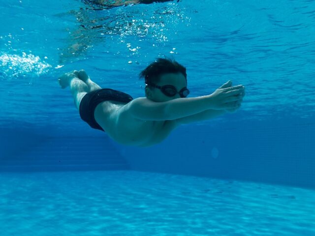 游泳课