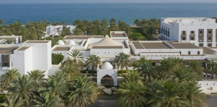 Gallery Luxury Hotel In Oman The Chedi Muscat   CMU Overview Hotel Entrance 700x346 