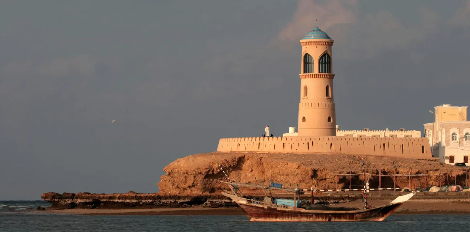 Muscat SurLighthouse